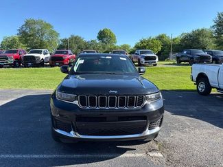 Used 2023 Jeep Grand Cherokee L Laredo w/ Luxury Tech Group I RWD video 2