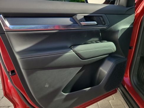 New 2027 GMC Terrain Elevation FWD image 17