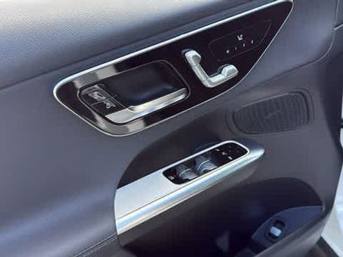 Certified 2026 Mercedes-Benz GLC 300 4MATIC image 13