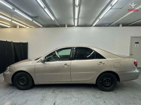 Used 2005 Toyota Camry LE image 8