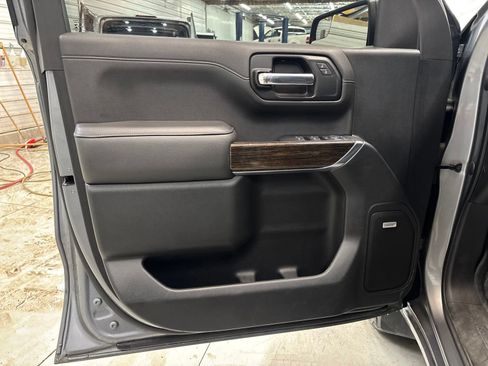 Used 2021 GMC Sierra 1500 Elevation AWD/4WD image 9
