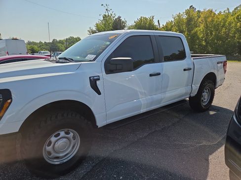 Used 2025 Ford F150 XL AWD/4WD image 3