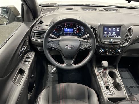 Used 2023 Chevrolet Equinox RS w/ LPO, Cargo Package AWD/4WD image 20