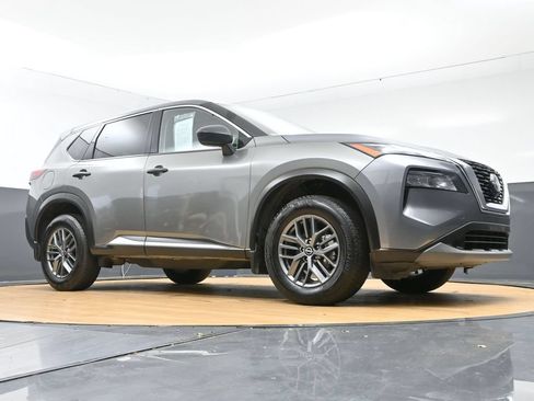 Used 2023 Nissan Rogue S FWD image 45