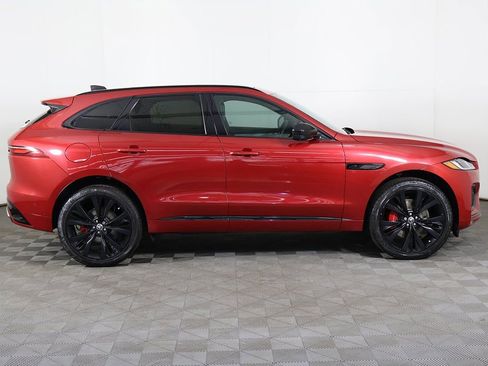 Used 2024 Jaguar F-PACE R-Dynamic S image 21