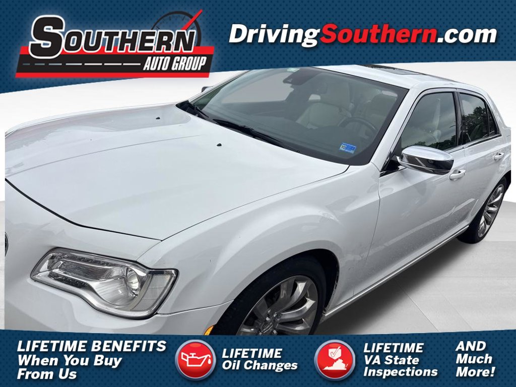 Used 2021 Chrysler 300 Touring L RWD image 1