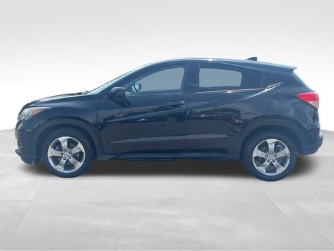 Used 2017 Honda HR-V EX image 5
