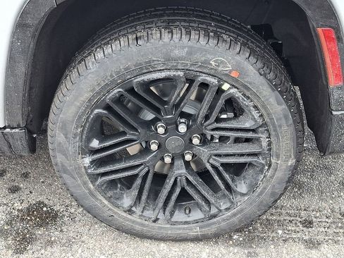 New 2026 Jeep Grand Wagoneer Limited image 5