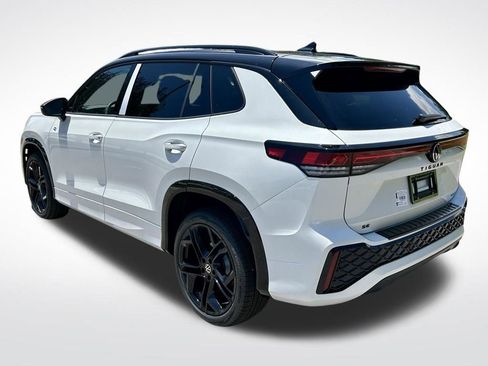 New 2026 Volkswagen Tiguan SE R-Line AWD/4WD image 7