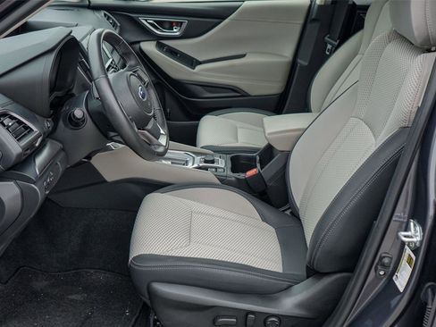 Used 2024 Subaru Forester Premium AWD/4WD image 10