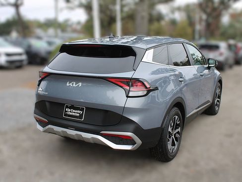 Certified 2023 Kia Sportage EX image 7