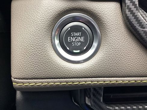 Used 2024 Chevrolet Colorado ZR2 w/ ZR2 Convenience Package III AWD/4WD image 25