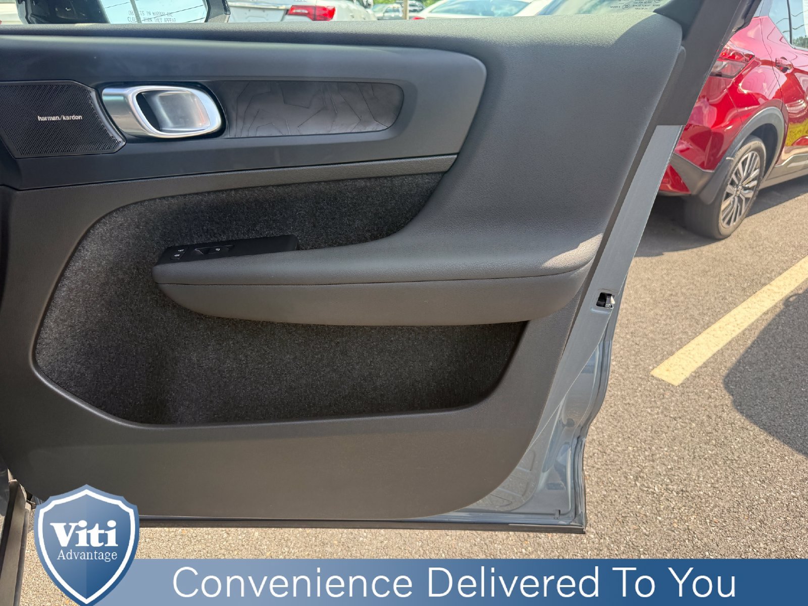 Certified 2023 Volvo XC40 Recharge Ultimate w/ Protection Package Premier AWD/4WD image 28