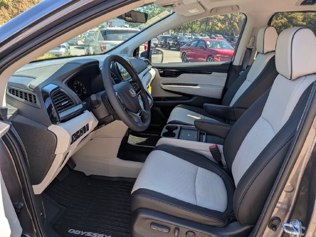 New 2027 Honda Odyssey Elite image 25