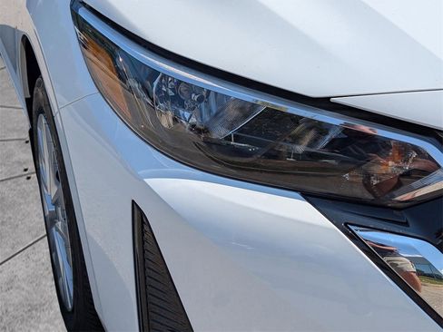 New 2025 Nissan Sentra S image 9