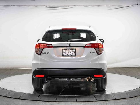 Used 2022 Honda HR-V EX image 3