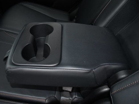 Used 2015 Toyota Highlander XLE image 17