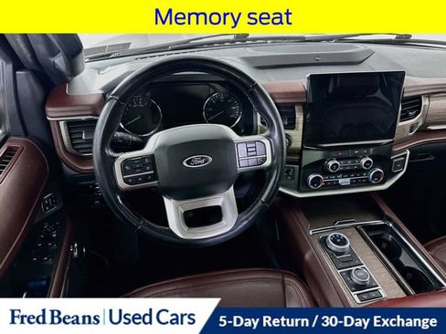 Used 2023 Ford Expedition Limited AWD/4WD image 30