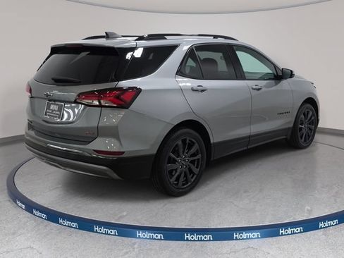 Used 2023 Chevrolet Equinox RS FWD image 6