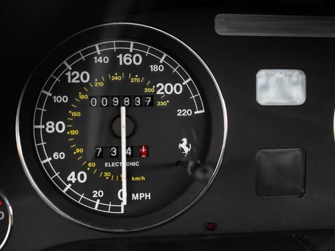 Used 1999 Ferrari 550 Maranello Coupe RWD image 35