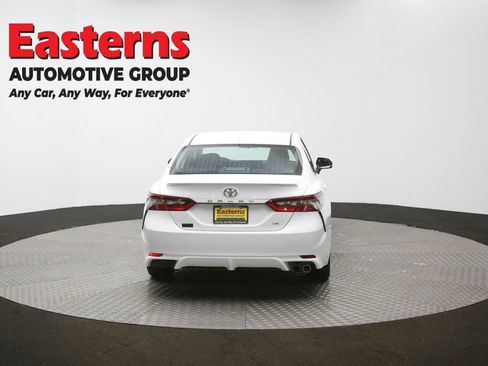 Used 2024 Toyota Camry SE image 41