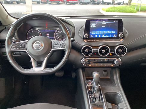 Used 2022 Nissan Sentra SV FWD image 18