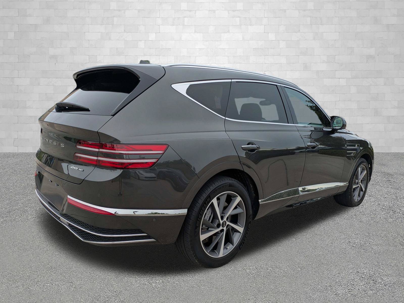 Certified 2025 Genesis GV80 3.5T Advanced AWD/4WD image 2