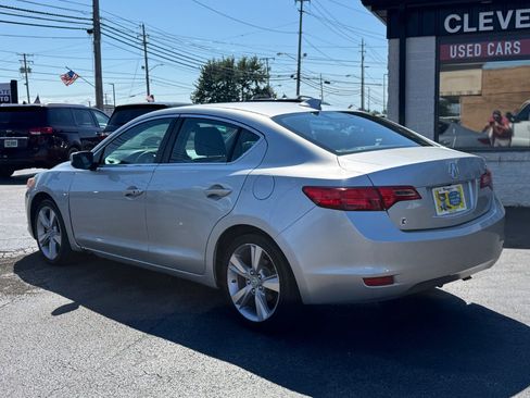 Used 2013 Acura ILX w/ Premium Package FWD image 7