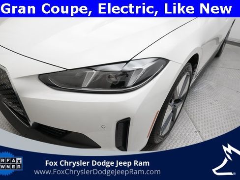 Used 2025 BMW i4 eDrive40 image 23