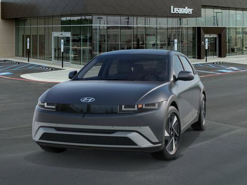 New 2026 Hyundai Ioniq 5 SEL image 6