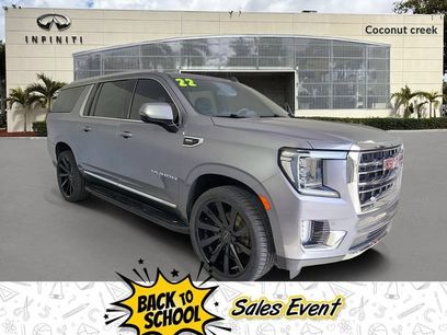 Used 2022 GMC Yukon XL SLT w/ SLT Premium Package