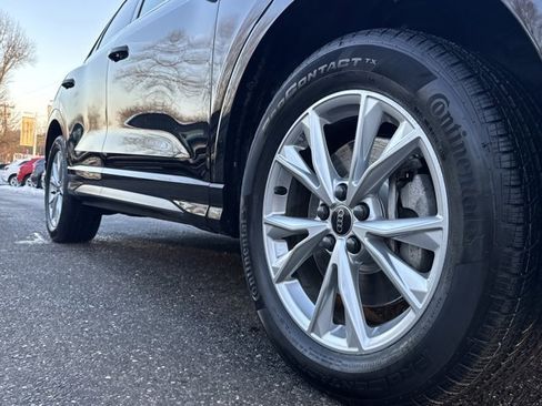 Used 2023 Audi Q3 2.0T Premium w/ Convenience Package image 9