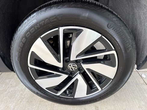 Used 2024 Volkswagen Atlas SE AWD/4WD image 20