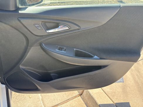 Used 2024 Chevrolet Malibu LT image 29