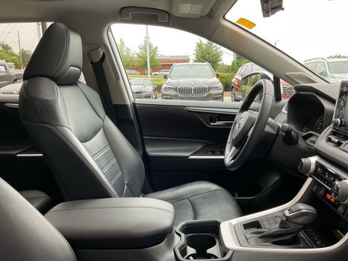 Used 2019 Toyota RAV4 XLE Premium w/ Advanced Technology Package AWD/4WD image 34
