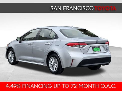 Used 2023 Toyota Corolla LE image 3