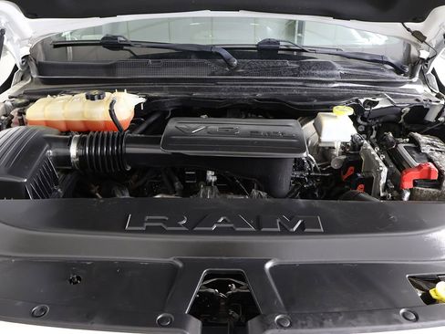 Used 2019 RAM 1500 Big Horn image 16