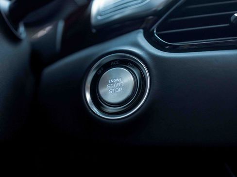 Used 2017 Genesis G90 5.0 Ultimate image 68