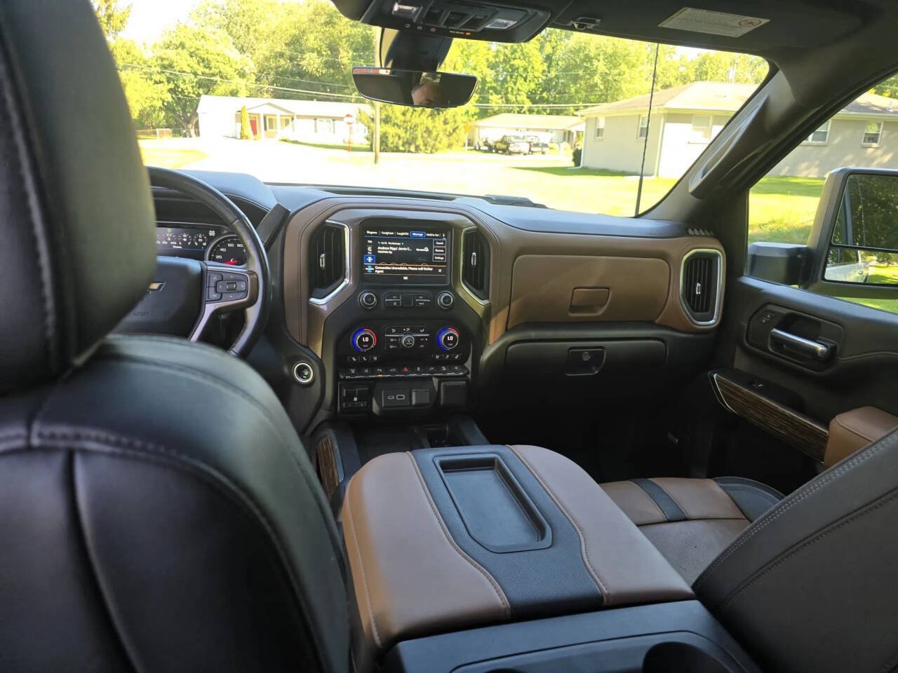 Used 2022 Chevrolet Silverado 3500 High Country w/ Z71 Off-Road Package AWD/4WD image 8