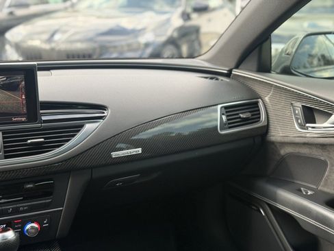 Used 2016 Audi RS 7 Prestige image 25