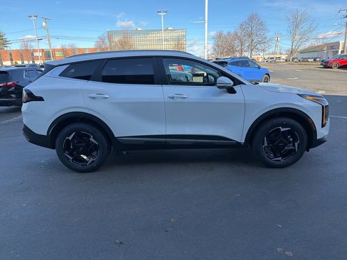 New 2026 Kia Sportage EX image 4