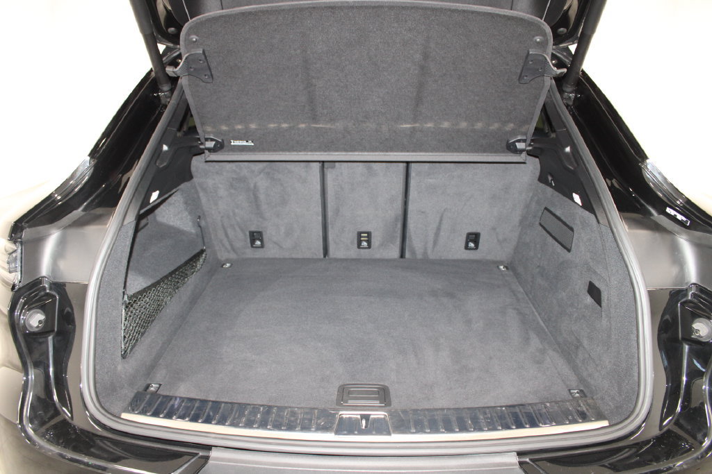 Used 2024 Porsche Cayenne Coupe AWD/4WD image 14