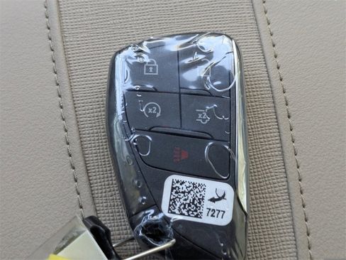 New 2026 Buick Enclave Preferred w/ Power Package image 29