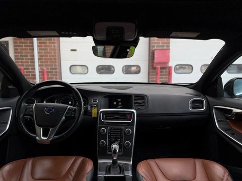 Used 2015 Volvo S60 T5 Platinum w/ Climate Package image 30