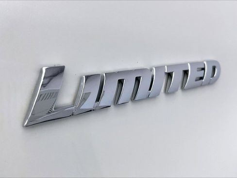 Used 2023 Toyota 4Runner Limited image 7