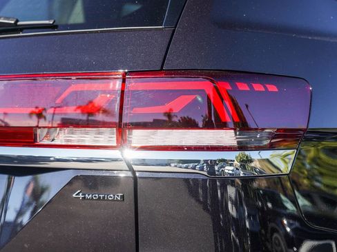 New 2026 Volkswagen Atlas SEL Premium R-Line image 11