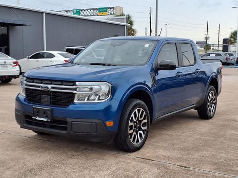 Used 2024 Ford Maverick Lariat FWD image 3