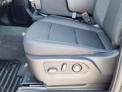 New 2026 Chevrolet Silverado 1500 Custom w/ LPO, Dark Essentials Package RWD image 21