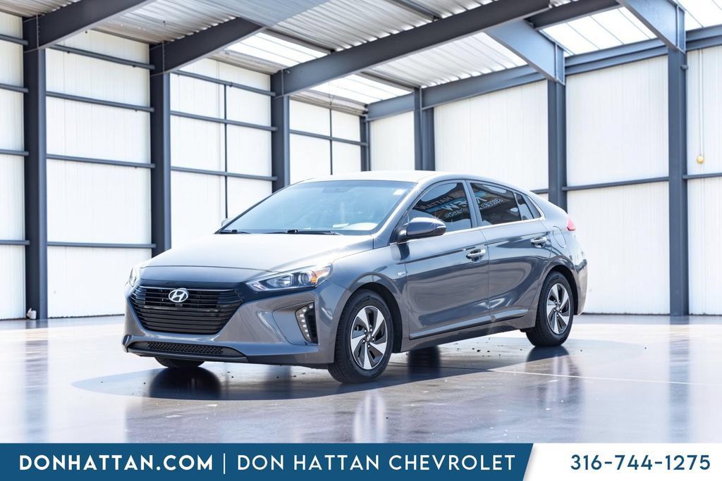 Used 2017 Hyundai Ioniq SEL FWD image 20