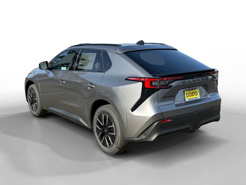 New 2026 Subaru Solterra Premium image 3